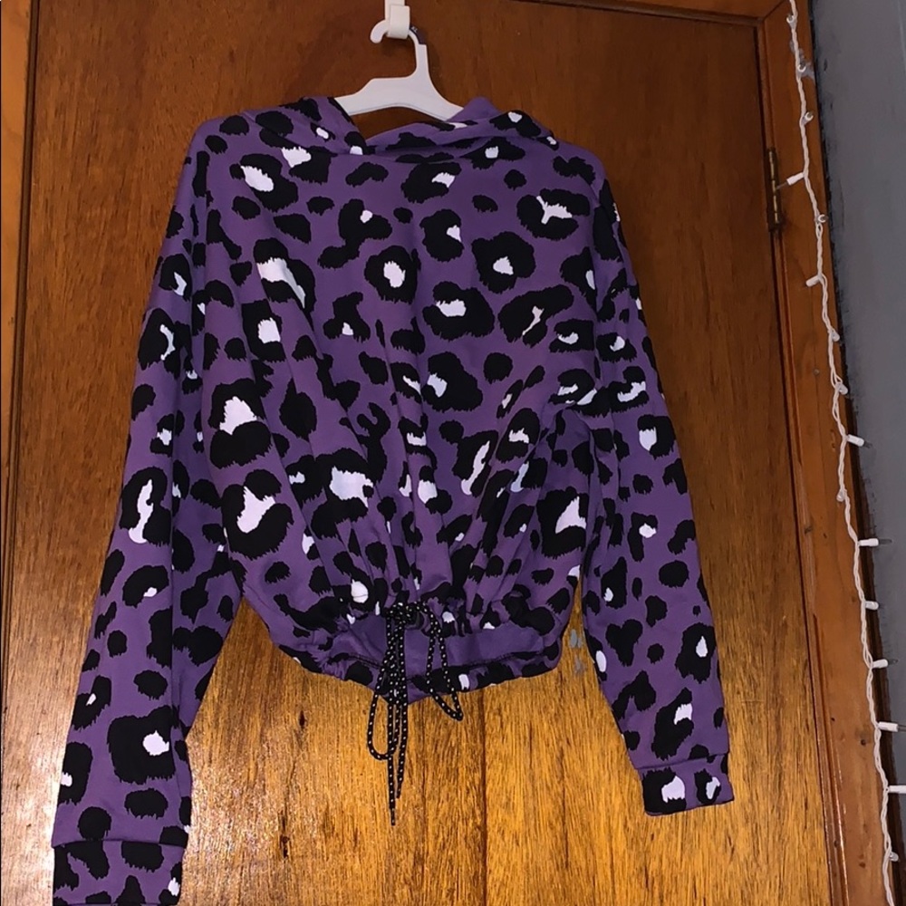 Purple Leopard print hoodie 😻